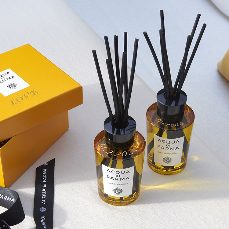 Acqua di Parma presents the Colonia Essenza Travel Spray- a